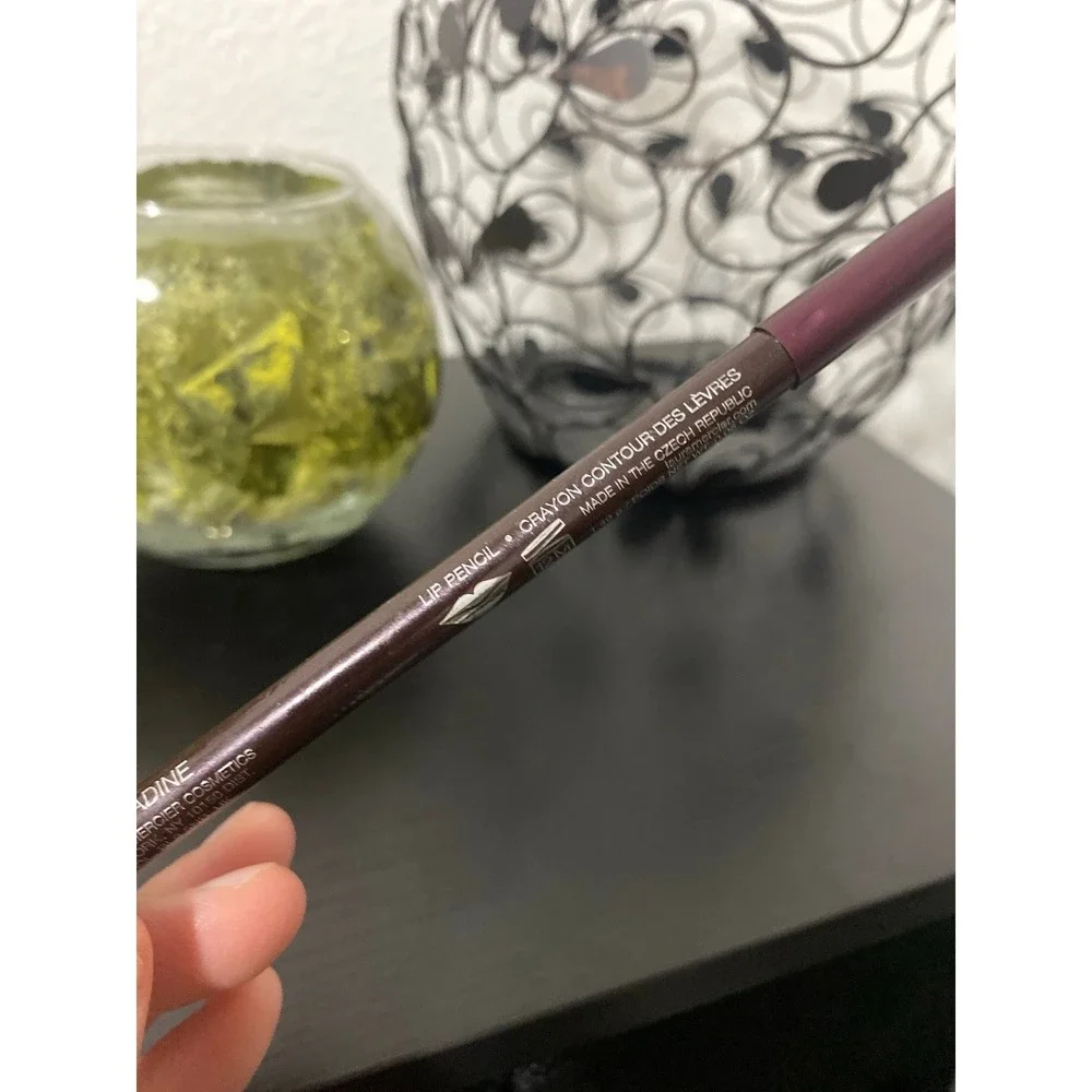 Laura Mercier Lip‎ Pencil  0.05oz/1.49g New Grenadine Lip Liner